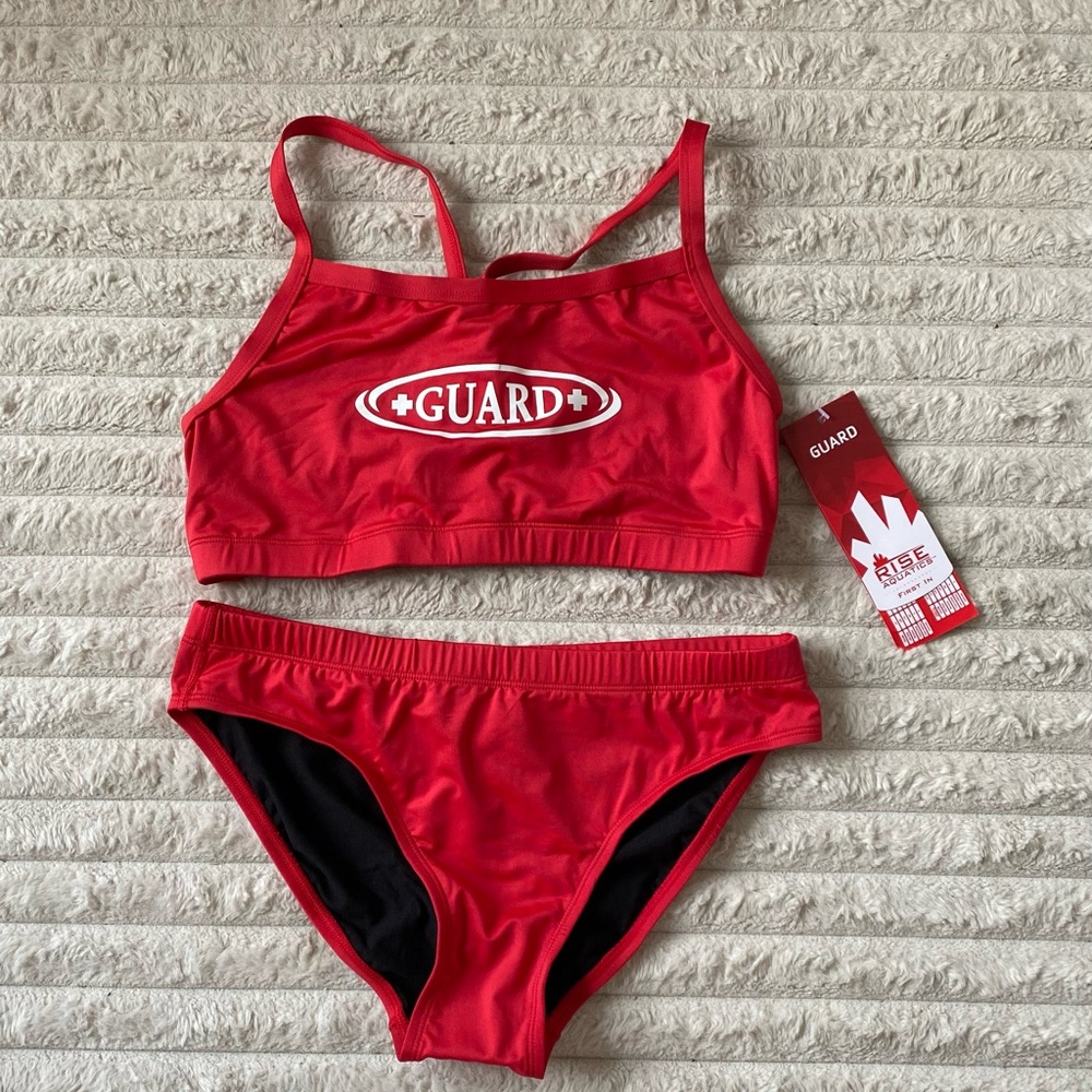 Women’s lifeguard Swim Set